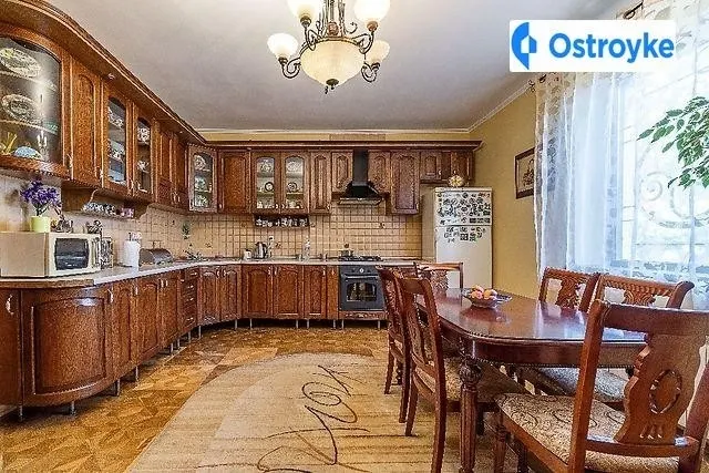 Продаж будинку, 240 м², Івано-Франківськ — фото 1