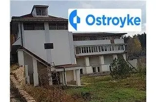 Продаж будинку, 1400 м², Вовчанськ