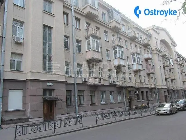 Михайла Грушевского улица — фото 1