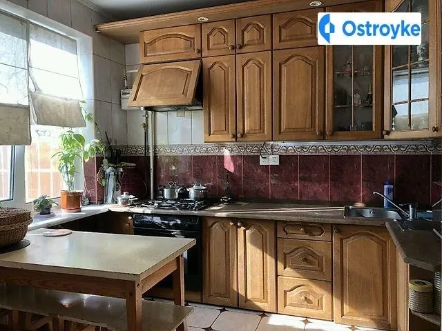 Продаж 5-кімнатної квартири, 100 м², Черкаси — фото 1