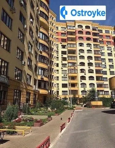4-кімнатна квартира, 122 м², вул. Золотоустівська, 52, Київ