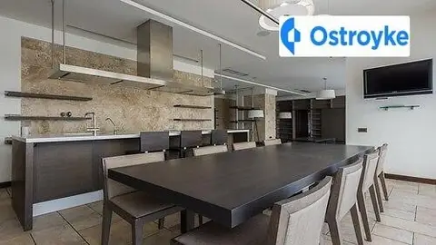 4-комнатная квартира, 250 м², вул. Хорива, Киев