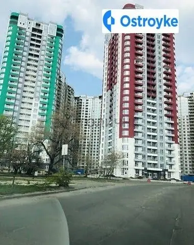 2-кімнатна квартира, 61 м², вул. Євгена Маланюка, Київ