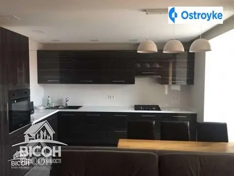 3-комнатная квартира, 100 м², просп. Степана Бандери, Тернополь