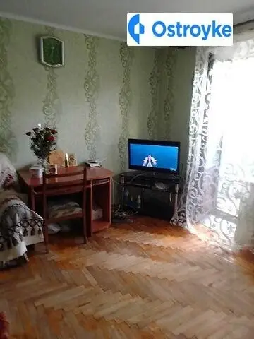 4-кімнатна квартира, 76 м², вул. Ладожська, Запоріжжя