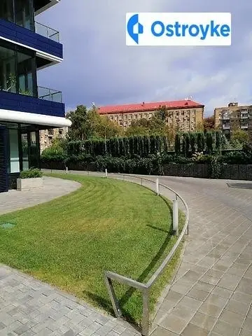 3-кімнатна квартира, 135 м², вул. Щорса, 26А, Київ