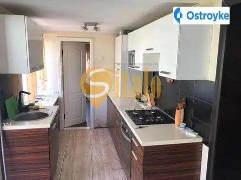 5-комнатная дом, 65 м², пл. Соломʼянська, Киев