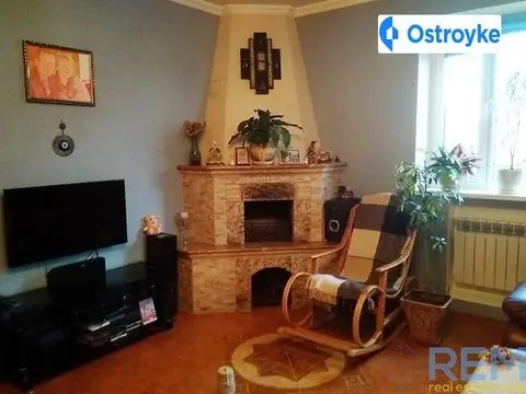 2-кімнатна будинок, 210 м², вул. Толбухина, Одеса