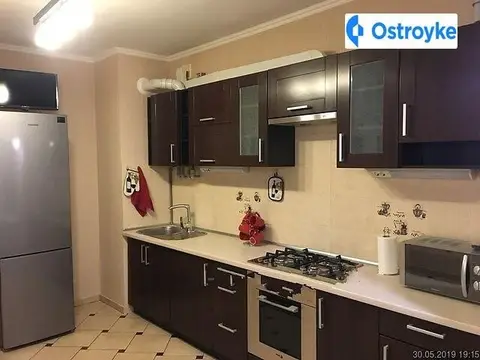 Угорська вулиця