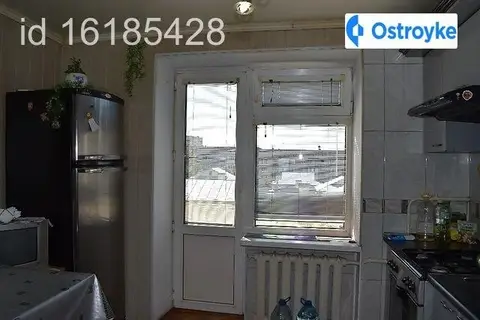 3-комнатная квартира, 74 м², бул. Героев Сталинграда, Черновцы