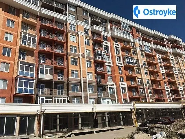 Продаж 2-кімнатної квартири, 82 м², Чернівці — фото 3