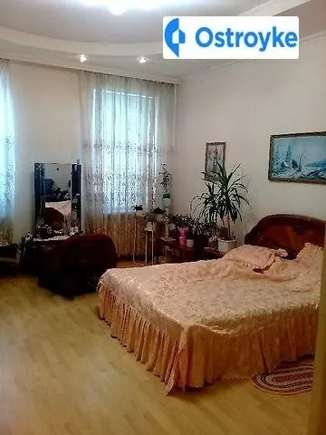 Університетська, 3-х кімнатний люкс із ремонтом — фото 1