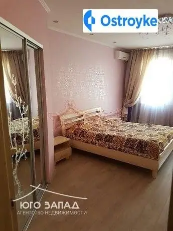 2-комнатная квартира, 72 м², вул. Академіка Сахарова, 36, Одесса