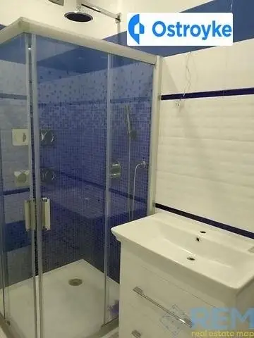4-кімнатна будинок, 232 м², вул. Пілотна, Одеса