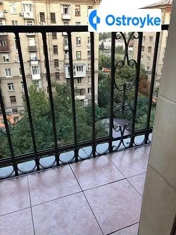 Метро пл Конституции — фото 3