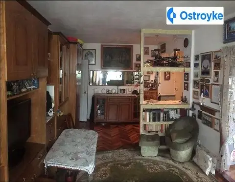 2-кімнатна квартира, 42 м², вул. Юлиуса Фучика, 7, Київ