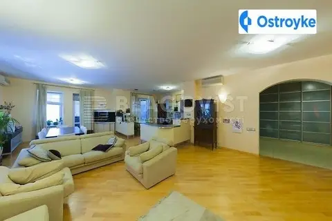 4-кімнатна квартира, 234 м², вул. Дмитрівська, 17а, Київ