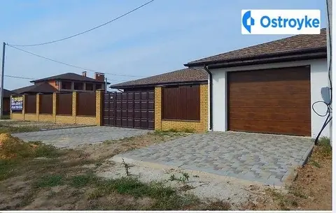 3-кімнатна будинок, 118 м², вул. Ньютона, Харків