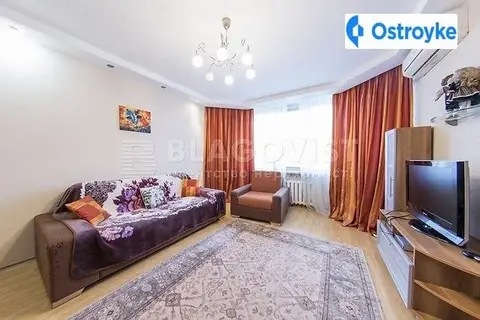 2-кімнатна квартира, 72 м², просп. Петра Григоренка, 28, Київ