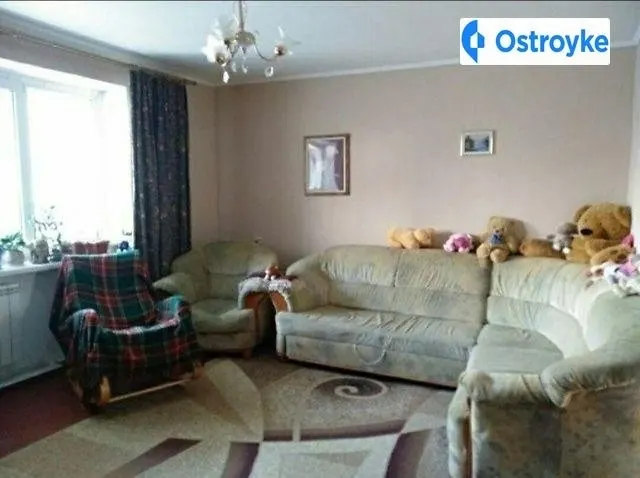 Продаж 4-кімнатної квартири, 81 м², Чигирин — фото 1