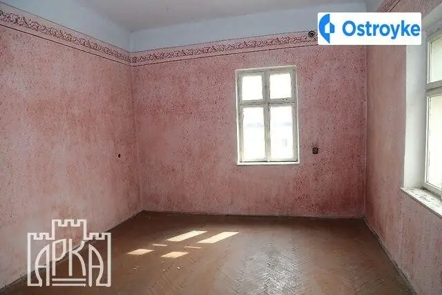 Продаж 2-кімнатної квартири, 52 м², Чернівці — фото 2