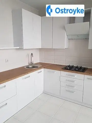 2-кімнатна квартира, 70 м², вул. Лесогриневецька, 30/4, Хмельницький
