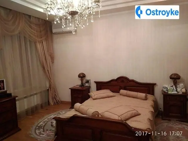 Екатерининская площадь — фото 2
