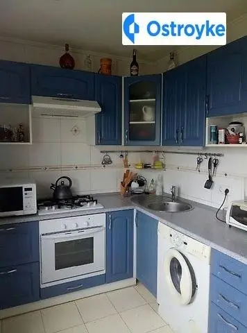 3-комнатная квартира, 69 м², вул. Дніпровські пороги, Запорожье
