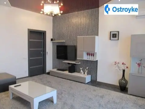 1-комнатная квартира, 55 м², пл. Дружби Народів, 14/16, Киев