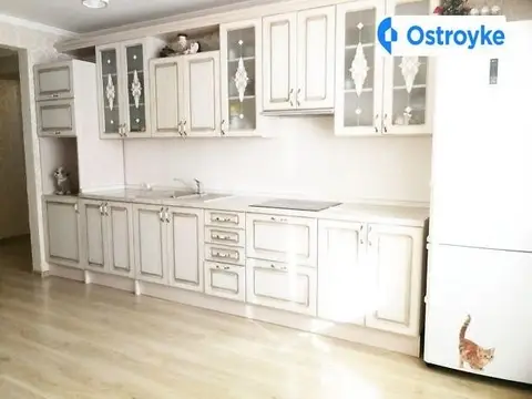 2-кімнатна квартира, 71 м², вул. Вишняківська, 13в, Київ