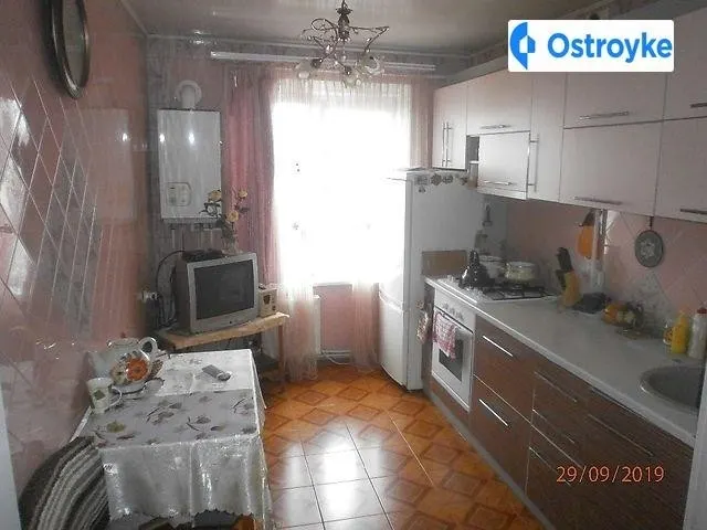 Продаж 3-кімнатної квартири, 60 м², Мелітополь — фото 1
