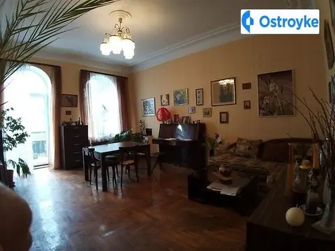 5-кімнатна квартира, 104 м², вул. Богдана Хмельницького, 94, Київ