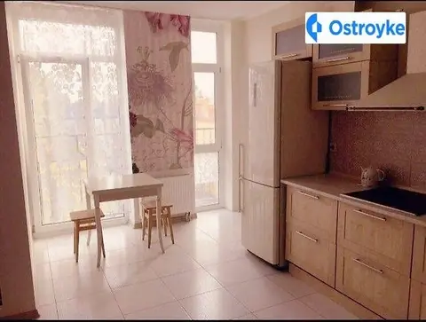 1-кімнатна квартира, 42 м², вул. Регенераторна, 4, Київ
