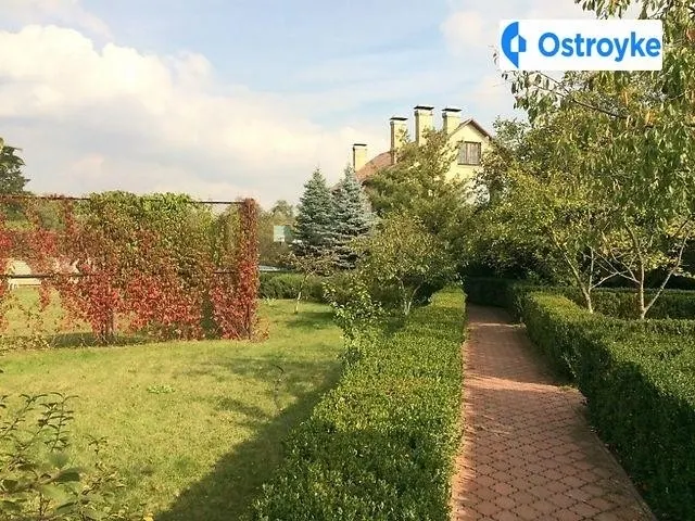 Героев Космоса улица — фото 1