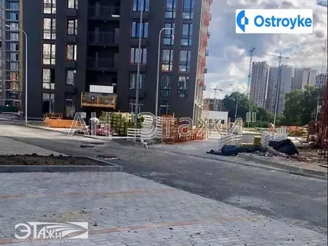 Днепровская наб.