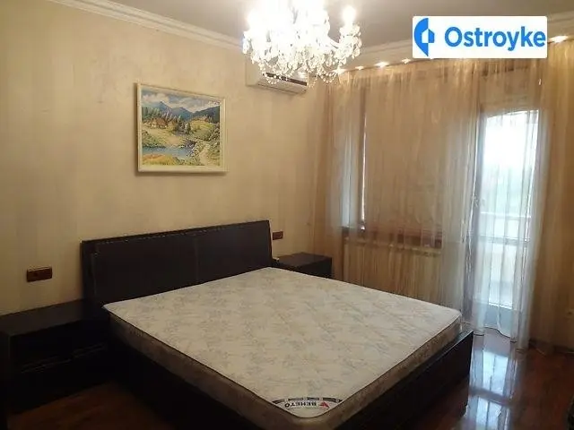 Продаж 3-кімнатної квартири, 88 м², Ужгород — фото 4