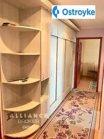 2-кімнатна квартира, 49 м², вул. Прибужська, Хмельницький