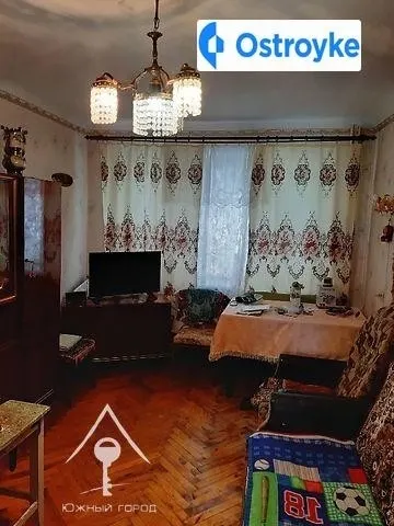 Продаж 3-кімнатної квартири, 60 м², Мелітополь — фото 1
