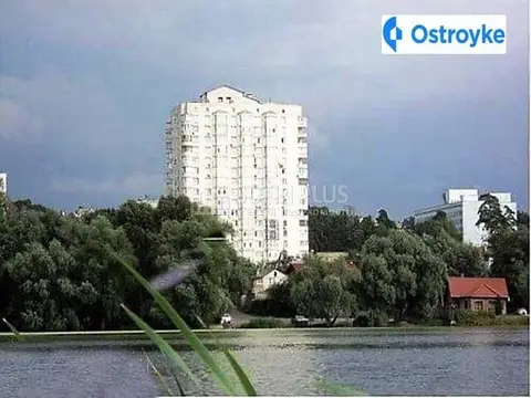 Верховинная ул.