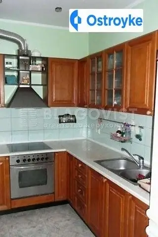 3-кімнатна квартира, 89 м², вул. Миколи Ушакова, 34а, Київ