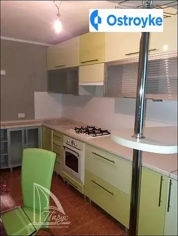 2-кімнатна квартира, 60 м², вул. Козача, 7а, Запоріжжя