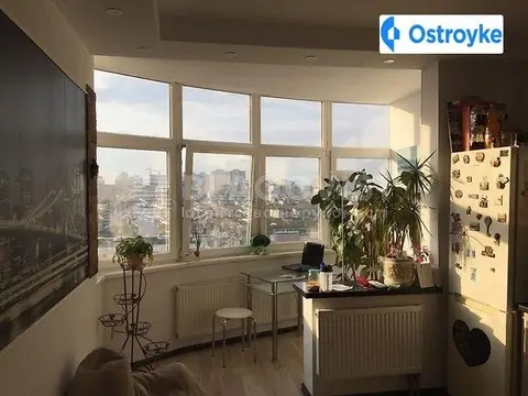 2-кімнатна квартира, 78 м², вул. Драгоманова, 40з, Київ