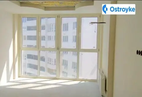 3-кімнатна квартира, 91 м², вул. Драгоманова, 2б, Київ