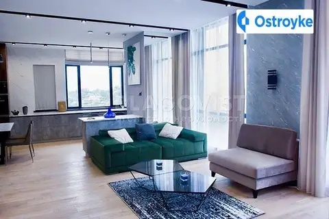 3-кімнатна квартира, 103 м², пл. Деміївська, 33, Київ