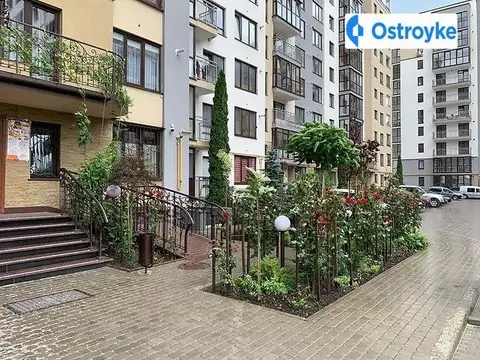 3-комнатная квартира, 81 м², просп. Степана Бандери, Тернополь