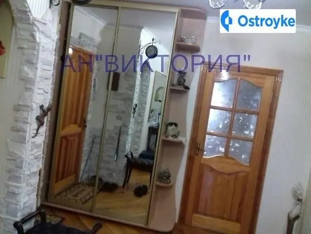 Продаж 4-кімнатної квартири, 77 м², Бориспіль — фото 2