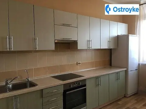 2-комнатная квартира, 82 м², вул. Хоткевича, Киев