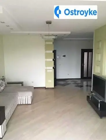2-кімнатна квартира, 75 м², вул. Галицька, Івано-Франківськ