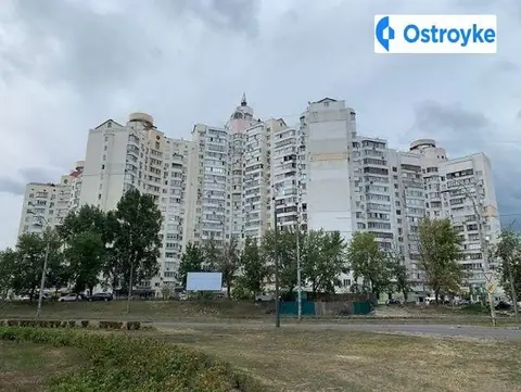 4-кімнатна квартира, 140 м², вул. Маршала Тимошенко, 13А, Київ