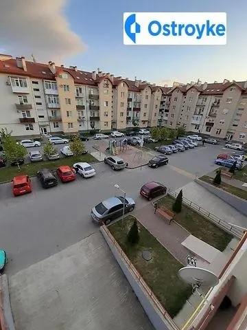 Продаж 2-кімнатної квартири, 68 м², Ужгород — фото 1